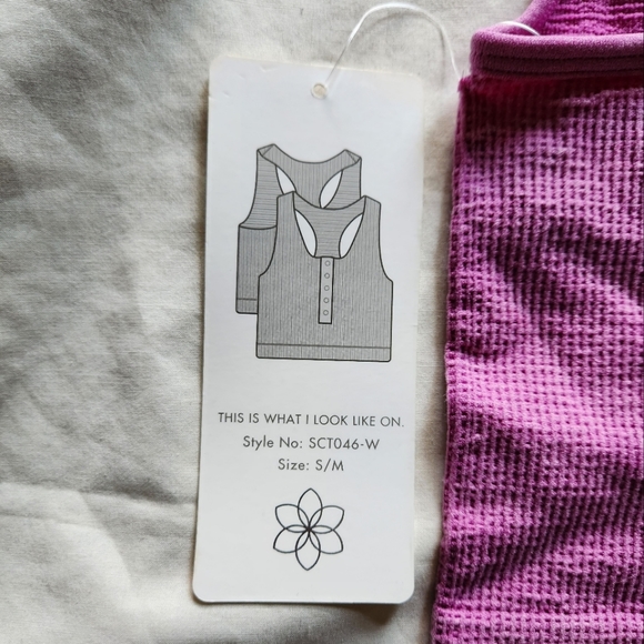 Aura Pink Ribbed Snap-Button Bralette Top ( Small / Medium ) - Picture 3 of 4